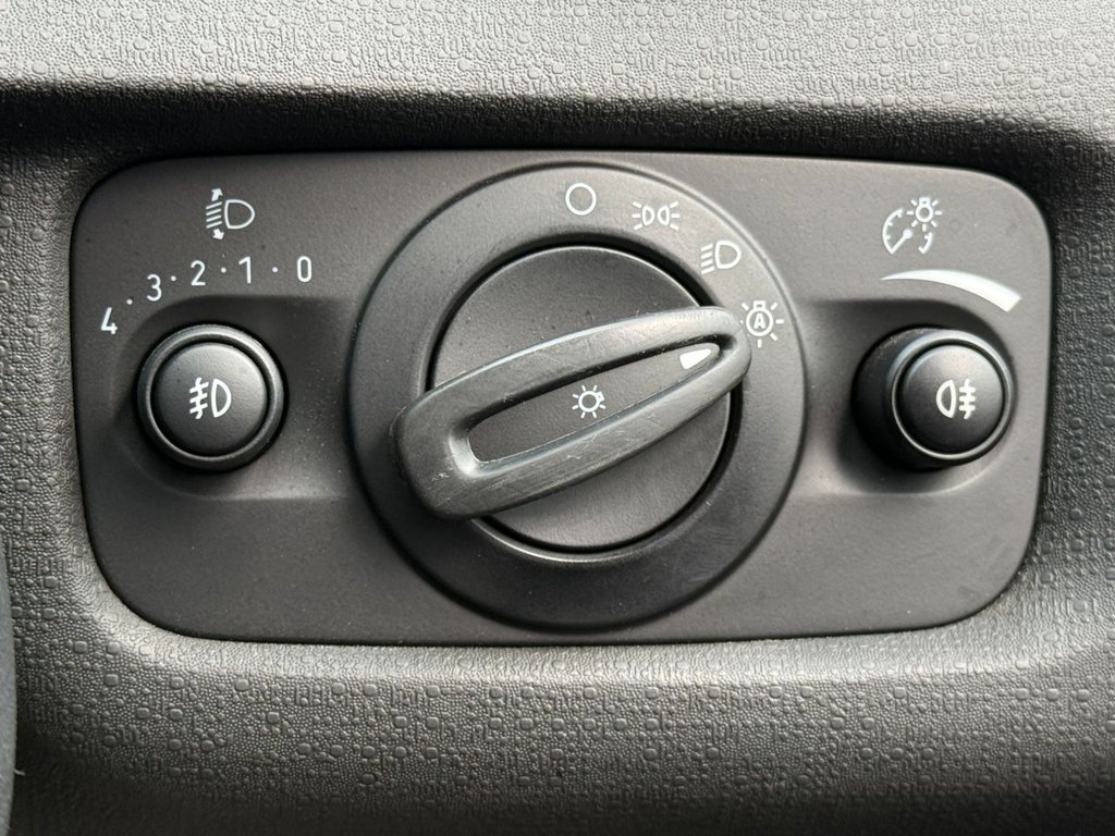 Used Ford Fiesta 2016 for sale - 77631569: Photo 30