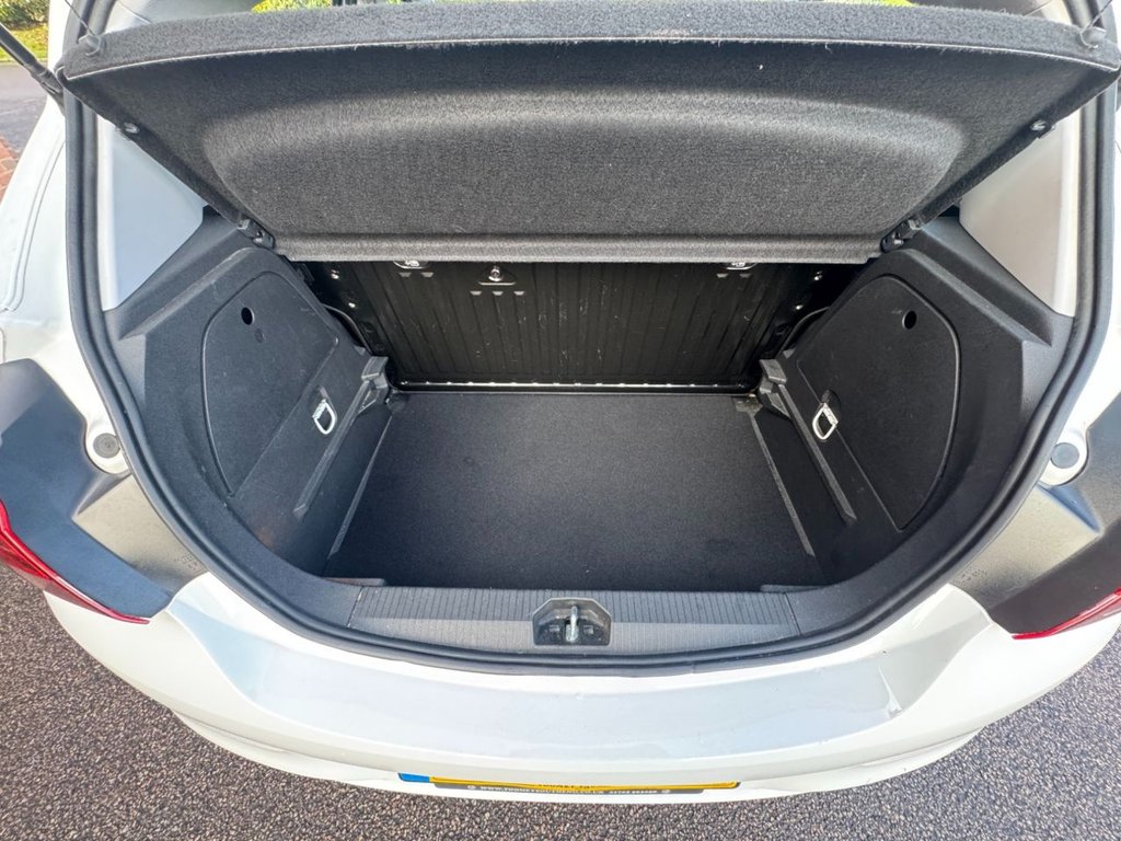 Used Vauxhall Corsa 2016 for sale - 77981503: Photo 32