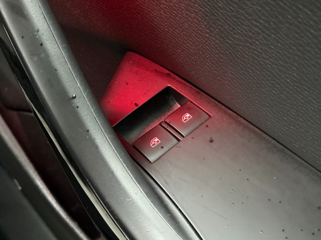 Used Vauxhall Astra GTC 2018 for sale - 76604758: Photo 30