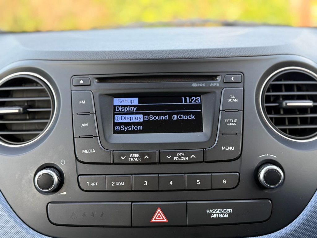 Used Hyundai i10 2015 for sale - 77897511: Photo 17