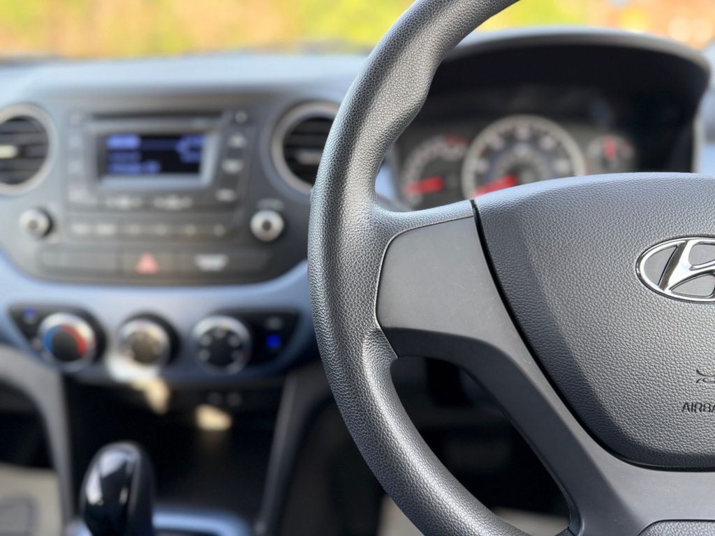 Used Hyundai i10 2015 for sale - 77897511: Photo 23