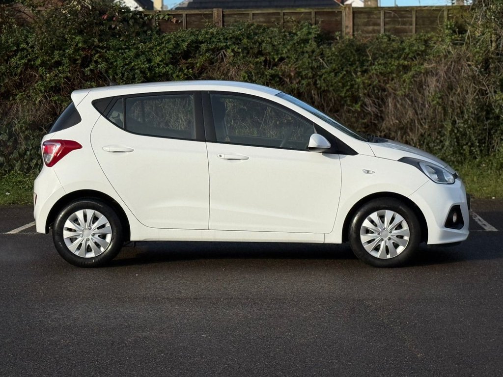 Used Hyundai i10 2015 for sale - 77897511: Photo 3