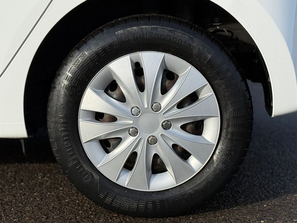 Used Hyundai i10 2015 for sale - 77897511: Photo 33