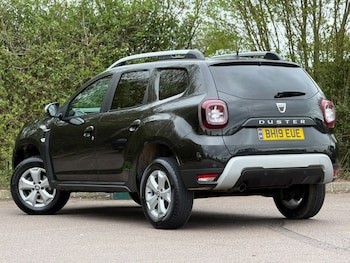 Used Dacia Duster 2019 for sale - 78134439: Photo