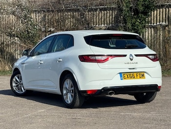 Used Renault Megane 2016 for sale - 77936566: Photo
