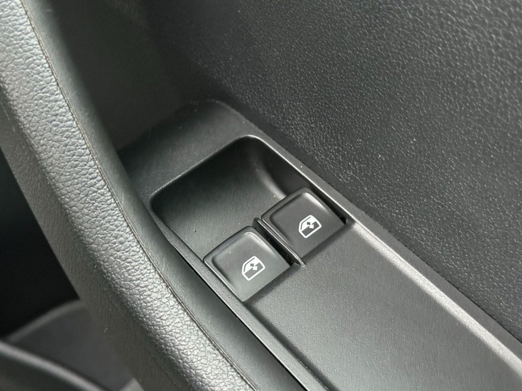 Used Skoda Fabia 2017 for sale - 76642510: Photo 31