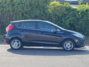 Used Ford Fiesta 2015 for sale - 79220948: Photo