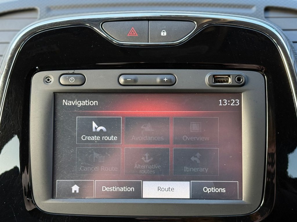 Used Renault Captur 2015 for sale - 76604656: Photo 21