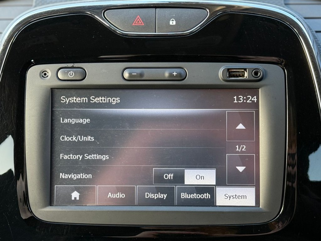 Used Renault Captur 2015 for sale - 76604656: Photo 22