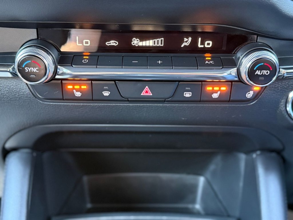 Used Mazda Mazda3 2022 for sale - 77936130: Photo 32