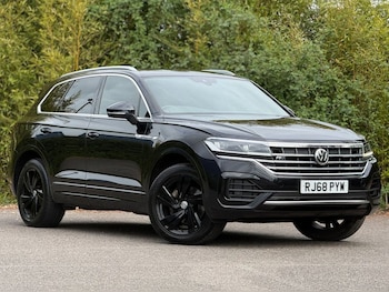 Used Volkswagen Touareg 2018 for sale - 78968773: Photo