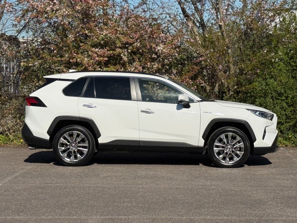 Used Toyota RAV4 2021 for sale - 78153738: Photo 3