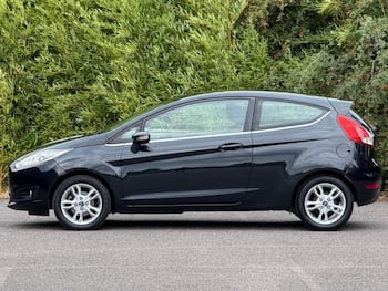 Used Ford Fiesta 2015 for sale - 79713865: Photo