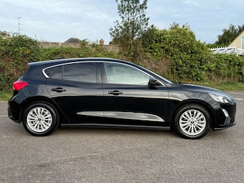 Used Ford Focus 2019 for sale - 76162943: Photo