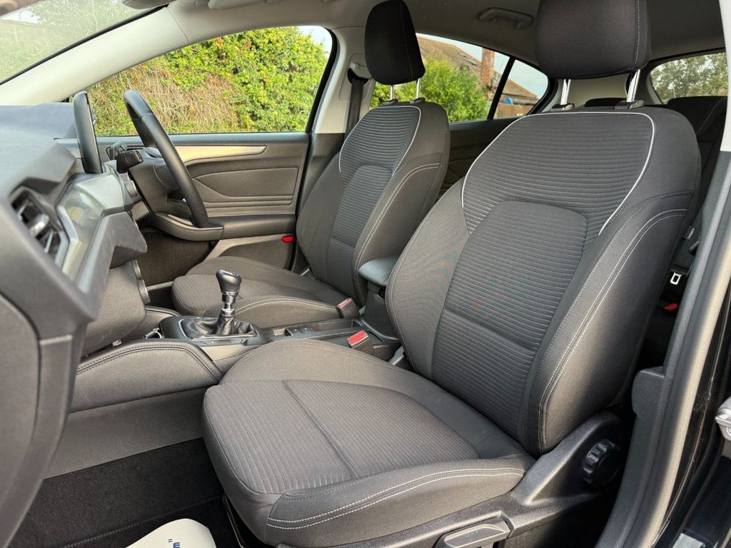 Used Ford Focus 2019 for sale - 76162943: Photo 9