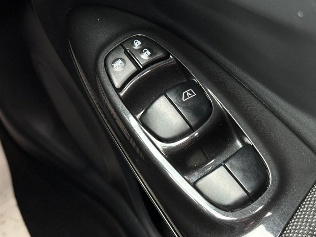 Used Nissan Juke 2014 for sale - 77520659: Photo 38