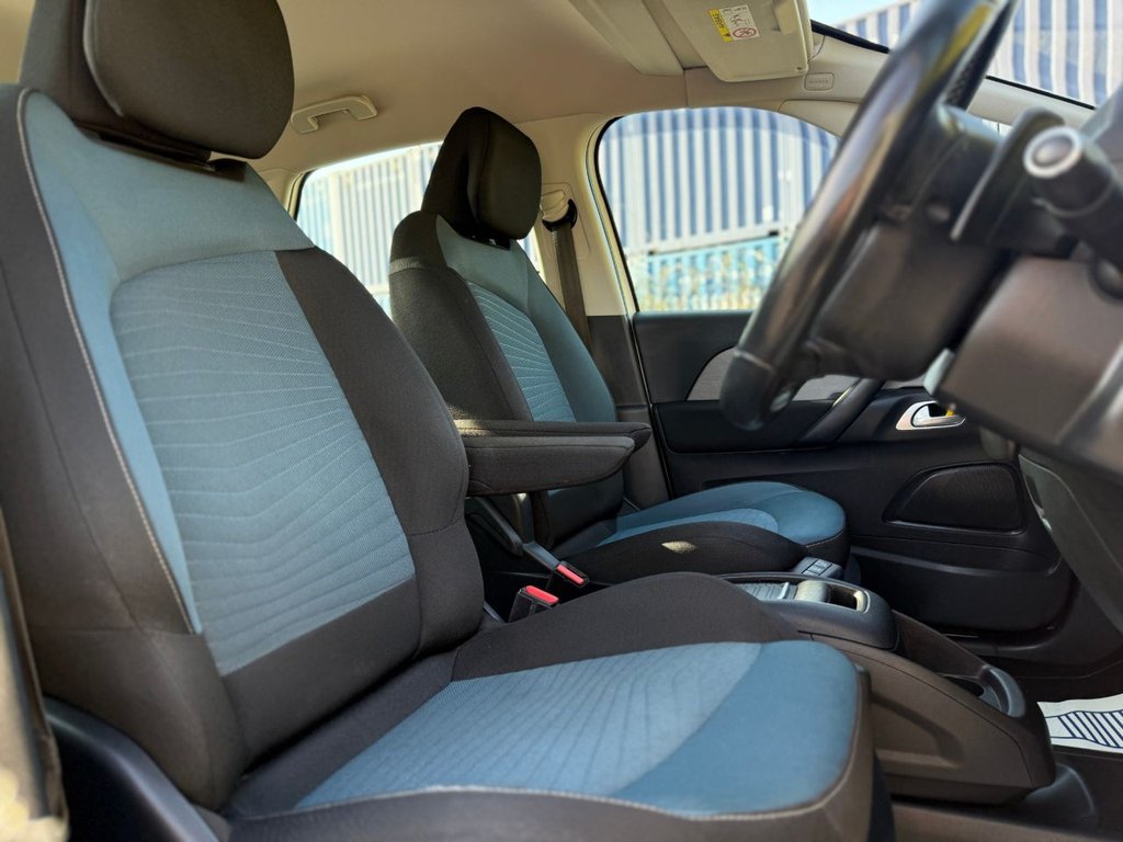 Used Citroen C4 Picasso 2017 for sale - 77667057: Photo 10