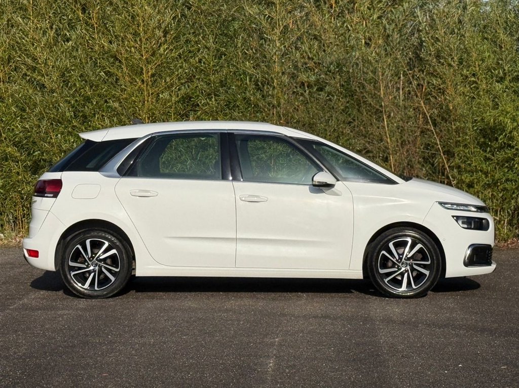 Used Citroen C4 Picasso 2017 for sale - 77667057: Photo 3