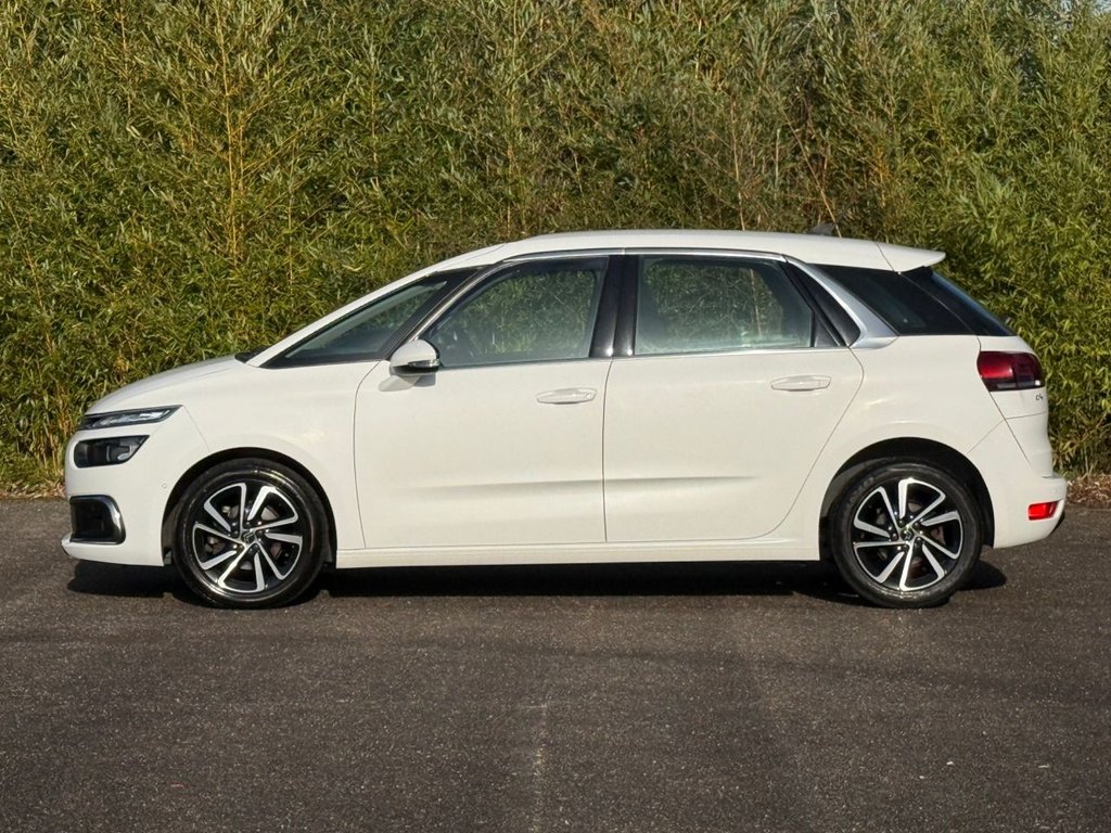 Used Citroen C4 Picasso 2017 for sale - 77667057: Photo 4