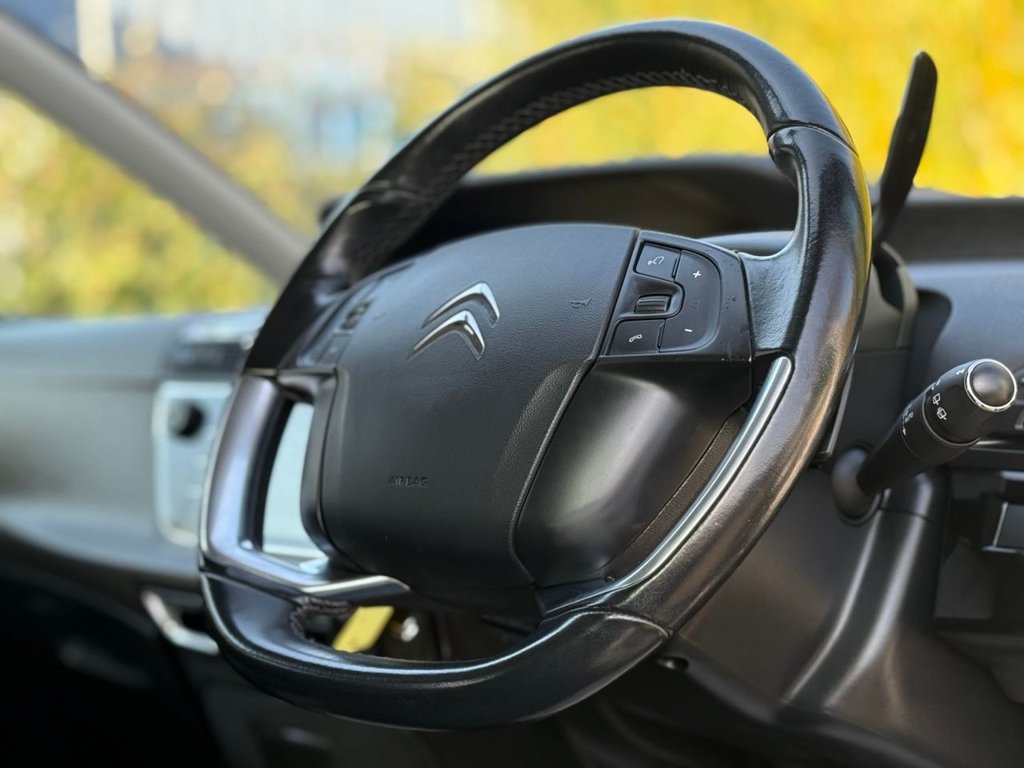 Used Citroen C4 Picasso 2017 for sale - 77667057: Photo 9