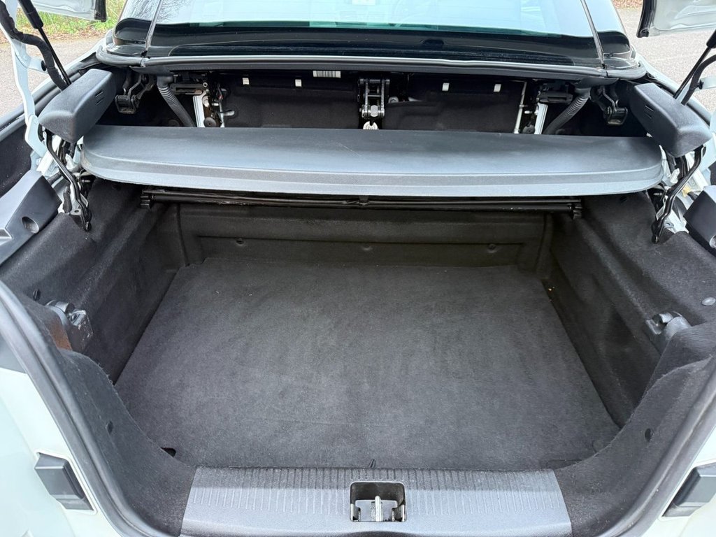 Used Renault Megane 2013 for sale - 77820807: Photo 38