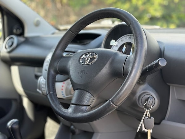 Used Toyota AYGO 2009 for sale - 76185055: Photo 9