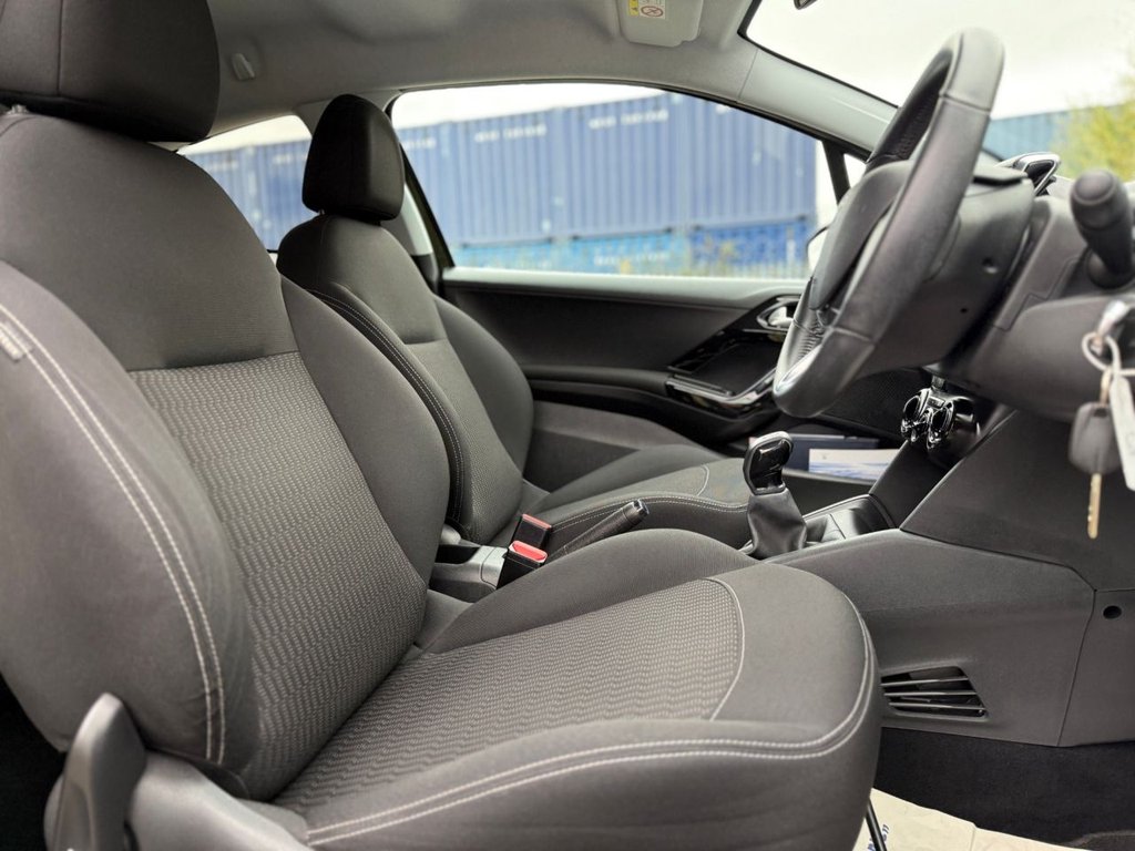 Used Peugeot 208 2017 for sale - 77905103: Photo 10