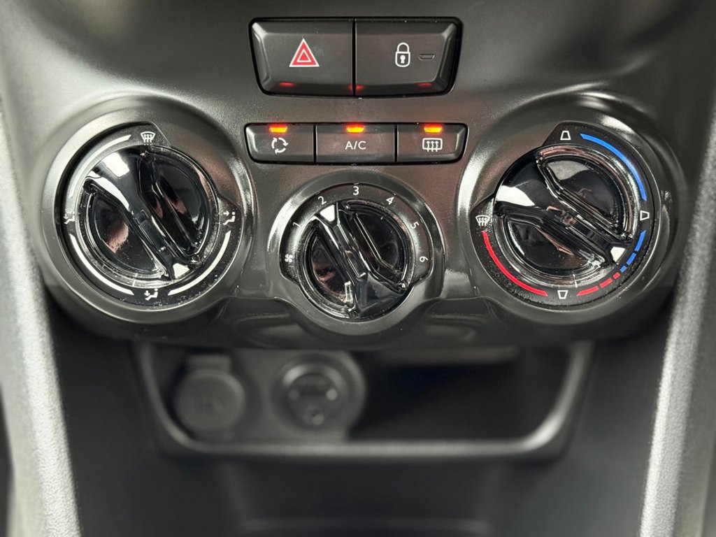 Used Peugeot 208 2017 for sale - 77905103: Photo 24