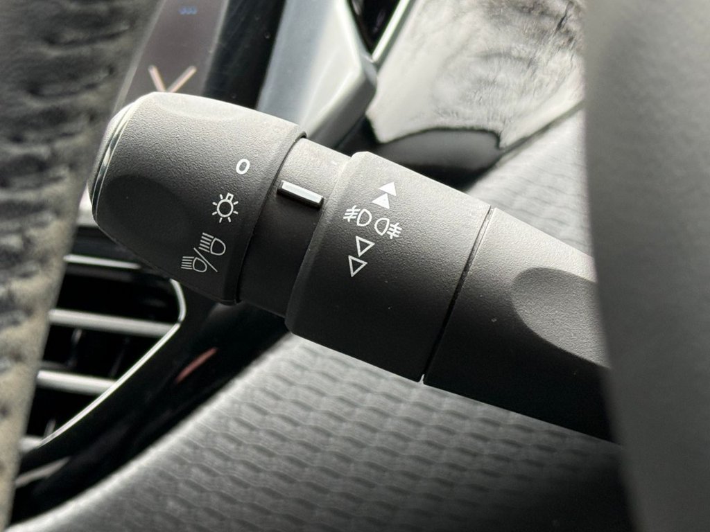 Used Peugeot 208 2017 for sale - 77905103: Photo 30