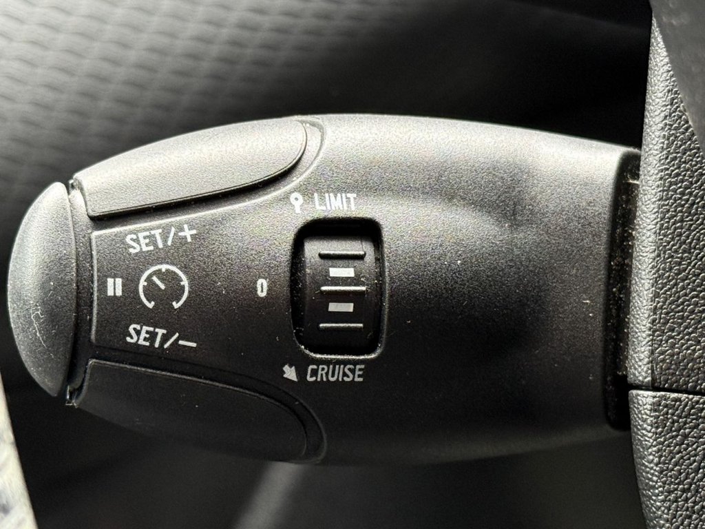 Used Peugeot 208 2017 for sale - 77905103: Photo 31