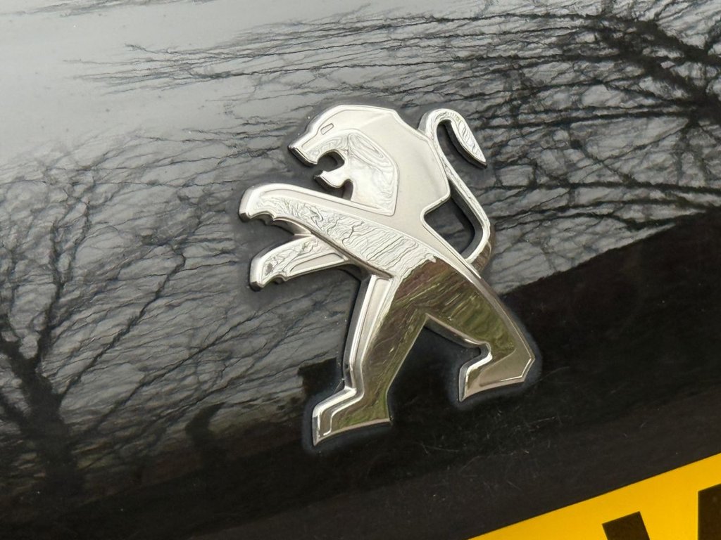 Used Peugeot 208 2017 for sale - 77905103: Photo 44