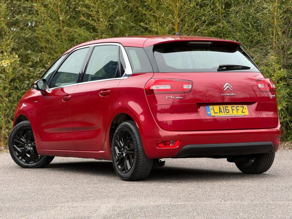 Used Citroen C4 Picasso 2016 for sale - 77798241: Photo 2