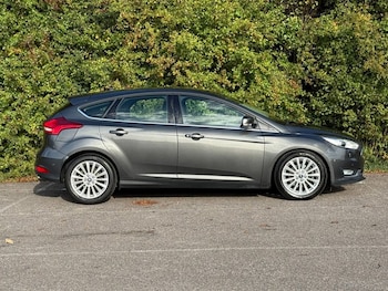 Used Ford Focus 2017 for sale - 76356306: Photo