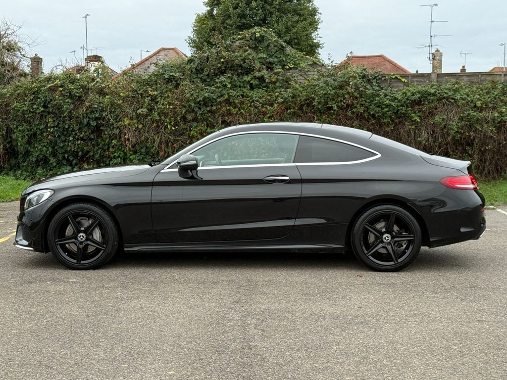 Used Mercedes-Benz C Class 2017 for sale - 76604619: Photo 4