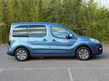 Used Peugeot Partner Tepee 2016 for sale - 76385949: Photo