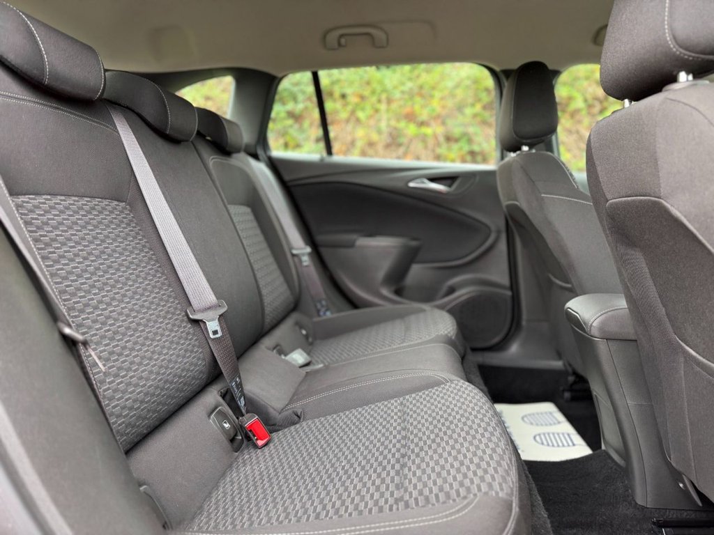 Used Vauxhall Astra 2018 for sale - 76546834: Photo 13