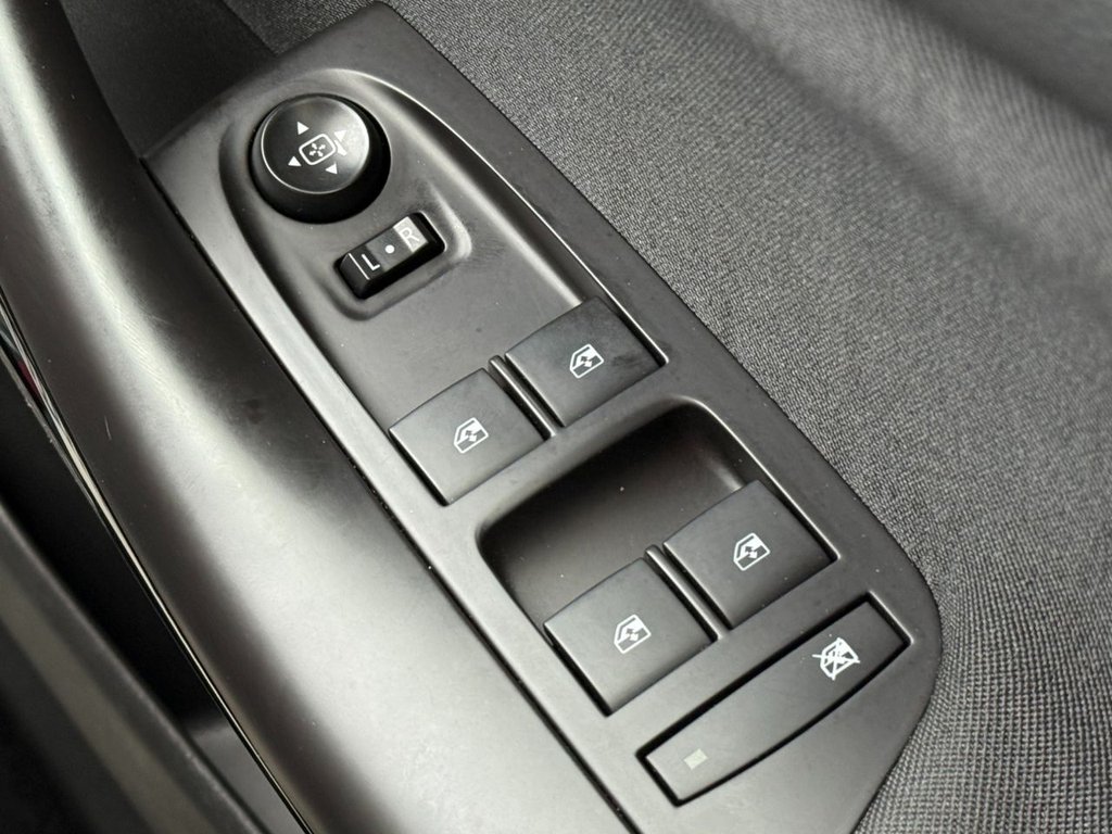 Used Vauxhall Astra 2018 for sale - 76546834: Photo 33