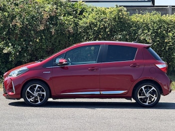 Used Toyota Yaris 2020 for sale - 79244768: Photo