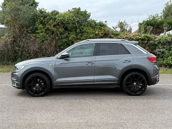Used Volkswagen T-Roc 2021 for sale - 75716016: Photo
