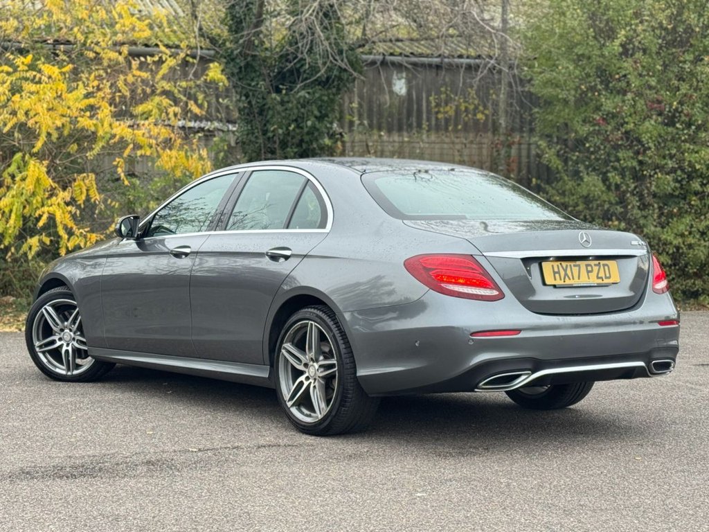 Used Mercedes-Benz E Class 2017 for sale - 76604709: Photo 2