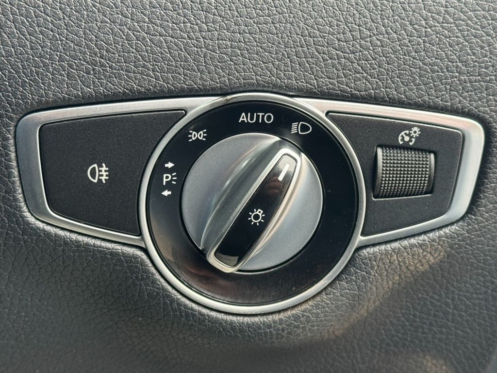 Used Mercedes-Benz E Class 2017 for sale - 76604709: Photo 48