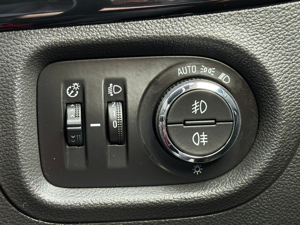 Used Vauxhall Astra 2016 for sale - 77680477: Photo 38