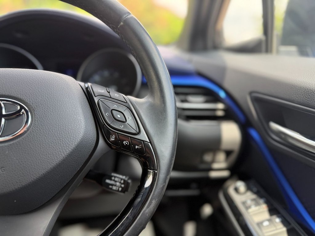 Used Toyota C-HR 2017 for sale - 76235290: Photo 28