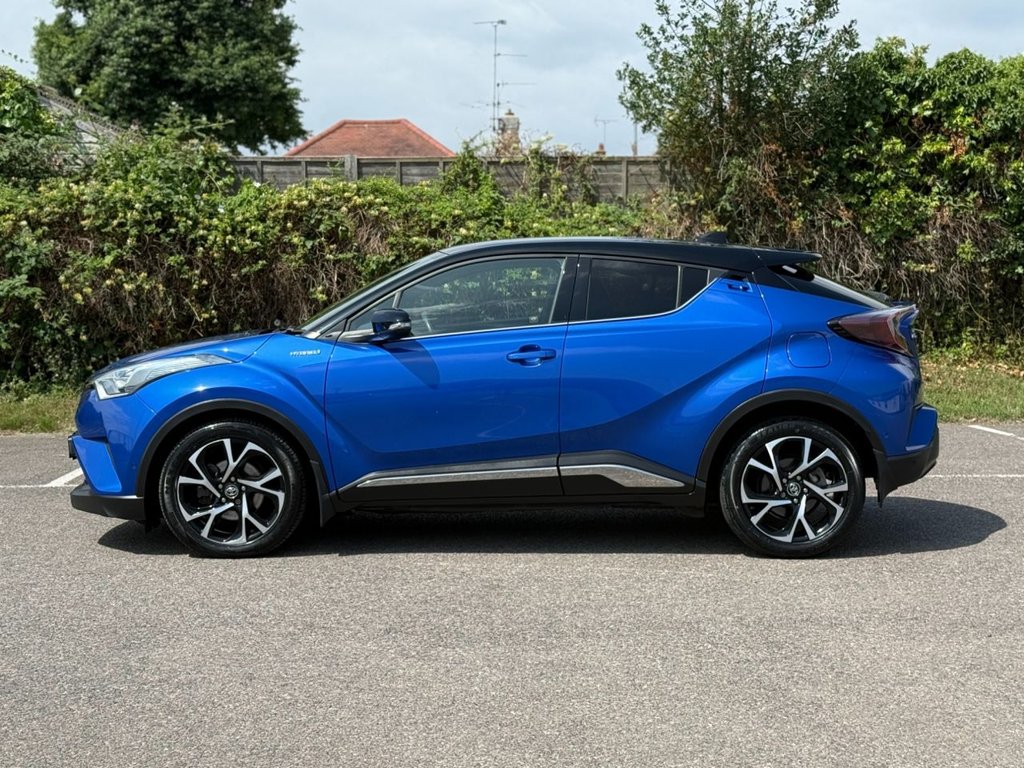 Used Toyota C-HR 2017 for sale - 76235290: Photo 3
