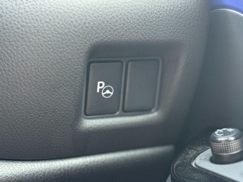 Used Toyota C-HR 2017 for sale - 76235290: Photo 33