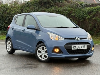 Used Hyundai i10 2017 for sale - 77571877: Photo