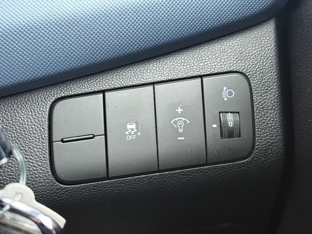 Used Hyundai i10 2017 for sale - 77571877: Photo 27