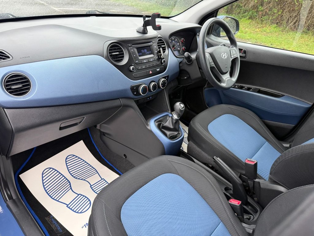 Used Hyundai i10 2017 for sale - 77571877: Photo 8