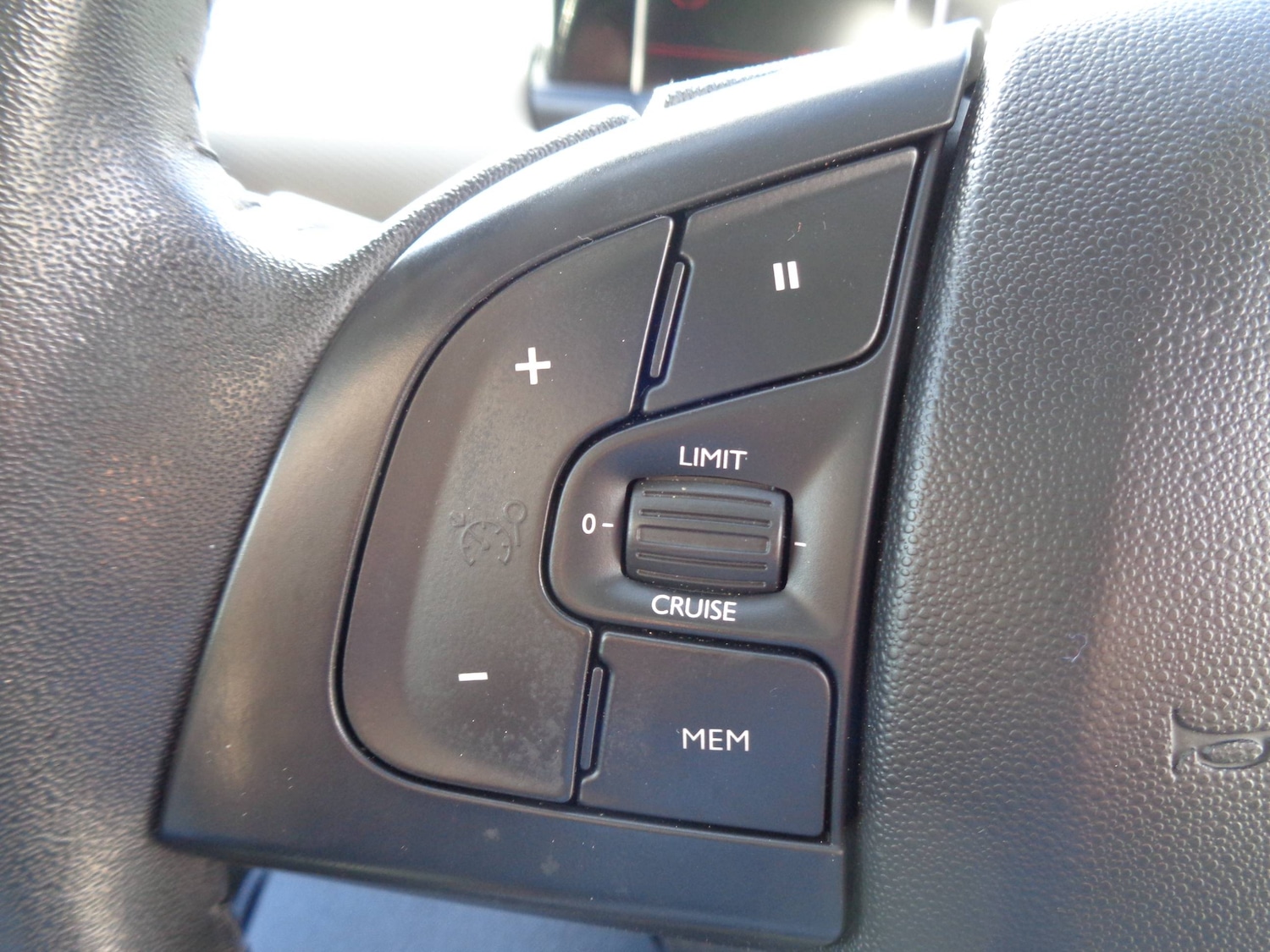 Used Citroen C4 Cactus 2018 for sale - 78040538: Photo 10