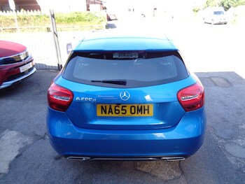 Used Mercedes-Benz A-Class 2015 for sale - 75760425: Photo